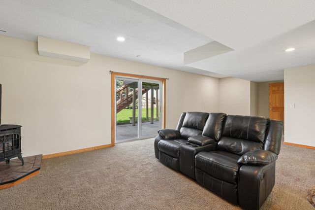 6528 210th Lane Court N, Forest Lake, MN 55025
