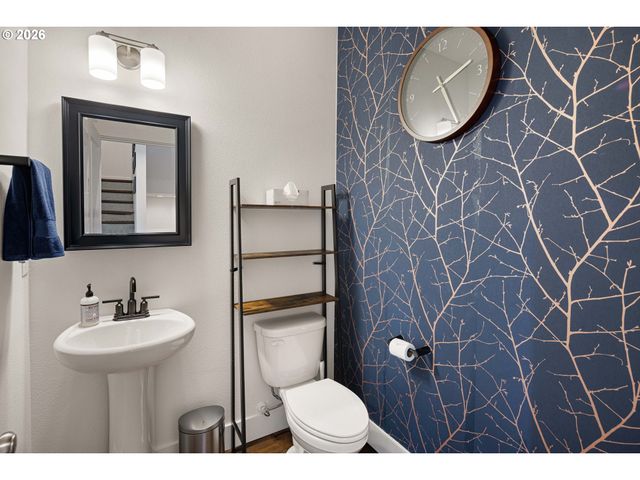 2533 ROCKROSE Ln, Eugene, OR 97403