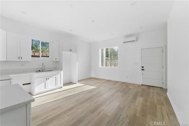 8514 Wilbur, Northridge, CA 91324