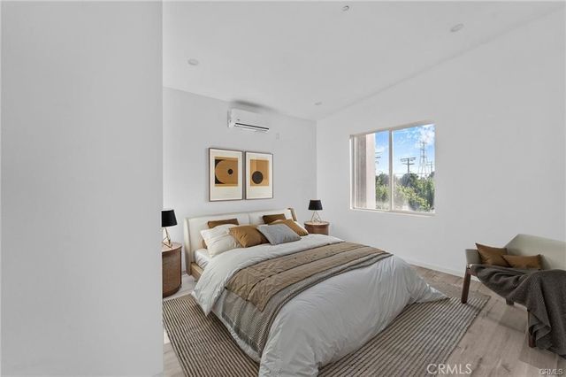 8514 Wilbur, Northridge, CA 91324