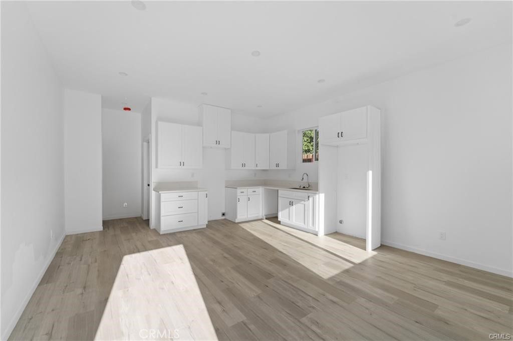 8514 Wilbur, Northridge, CA 91324