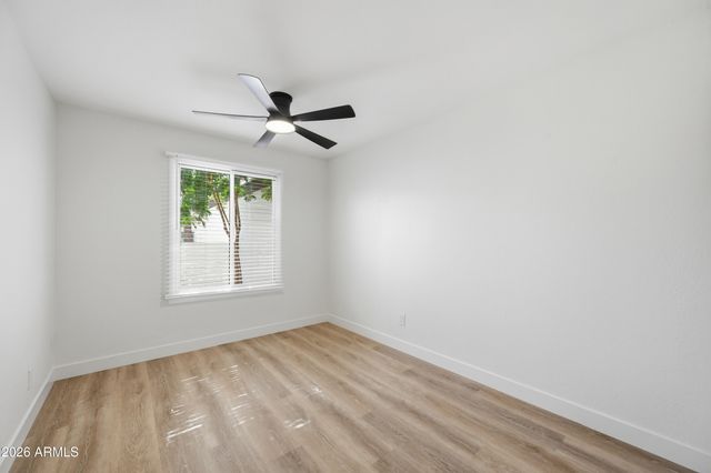 1706 E GAYLON Drive, Tempe, AZ 85282