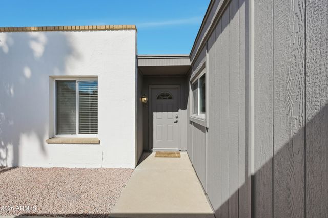 1706 E GAYLON Drive, Tempe, AZ 85282