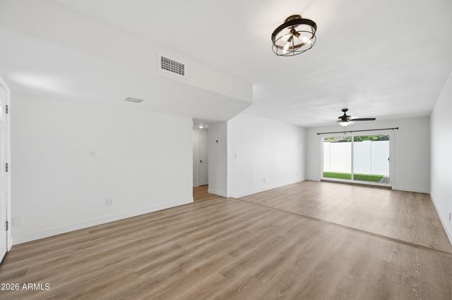 1706 E GAYLON Drive, Tempe, AZ 85282