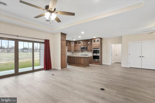 41 SMITH CIR, Littlestown, PA 17340