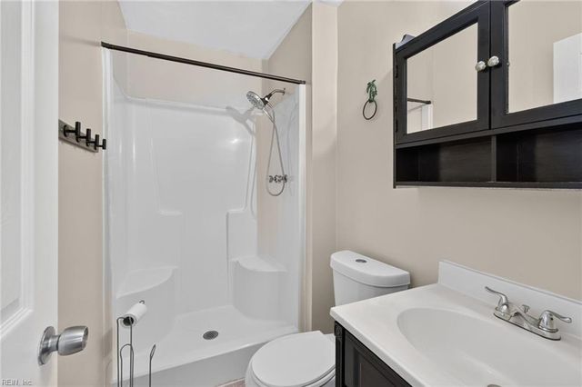 1504 Snowbird CT, Virginia Beach, VA 23454