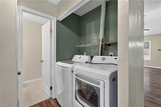 1504 Snowbird CT, Virginia Beach, VA 23454