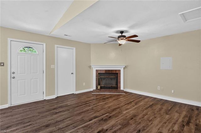 1504 Snowbird CT, Virginia Beach, VA 23454