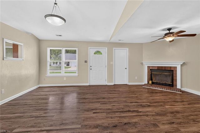 1504 Snowbird CT, Virginia Beach, VA 23454