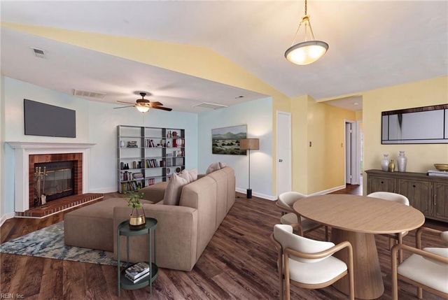 1504 Snowbird CT, Virginia Beach, VA 23454