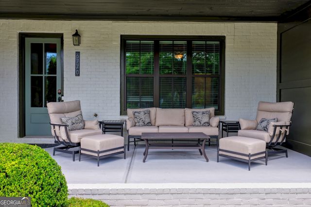 6770 Whitman Walk, Alpharetta, GA 30005