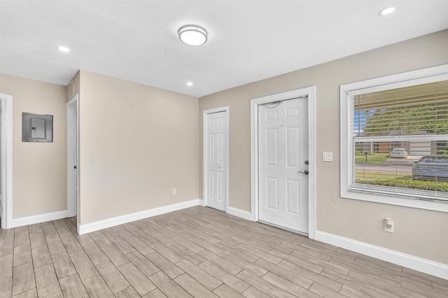 5026 SW 21st Street SW, West Park, FL 33023