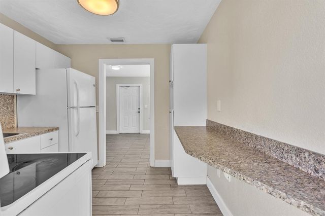 5026 SW 21st Street SW, West Park, FL 33023