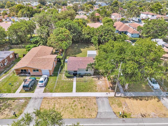 5026 SW 21st Street SW, West Park, FL 33023