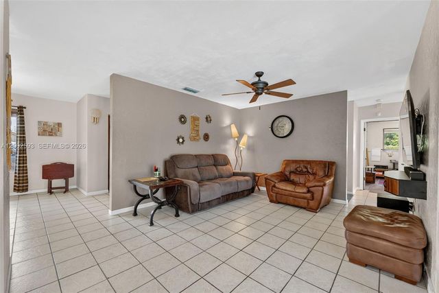 10431 SW 82nd Ct, Miami, FL 33156