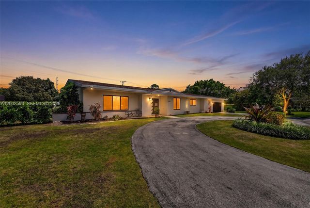 10431 SW 82nd Ct, Miami, FL 33156