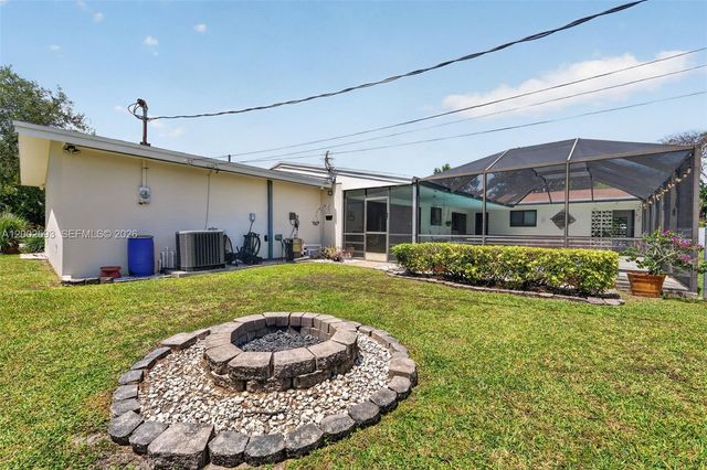 10431 SW 82nd Ct, Miami, FL 33156