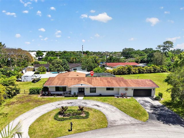 10431 SW 82nd Ct, Miami, FL 33156