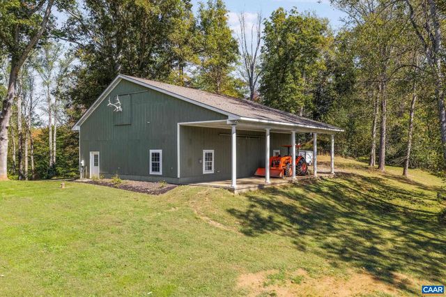 5498 WYANT LN, Charlottesville, VA 22903