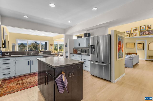 5498 WYANT LN, Charlottesville, VA 22903