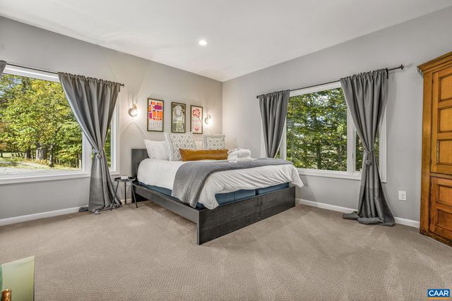 5498 WYANT LN, Charlottesville, VA 22903