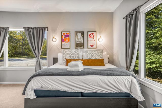 5498 WYANT LN, Charlottesville, VA 22903