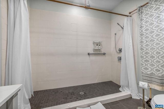 5498 WYANT LN, Charlottesville, VA 22903