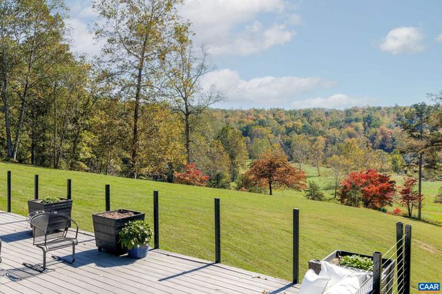 5498 WYANT LN, Charlottesville, VA 22903