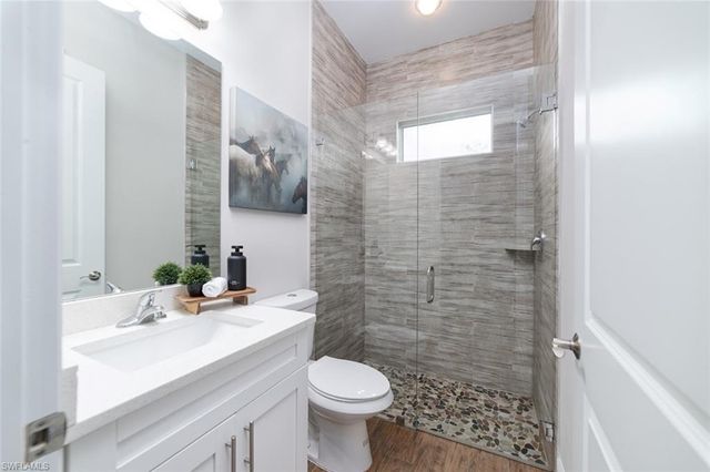 1960 Moulder DR, Naples, FL 34120