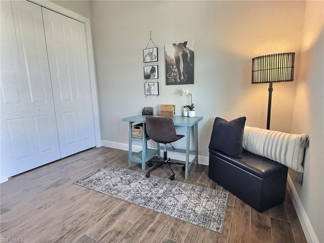 1960 Moulder DR, Naples, FL 34120