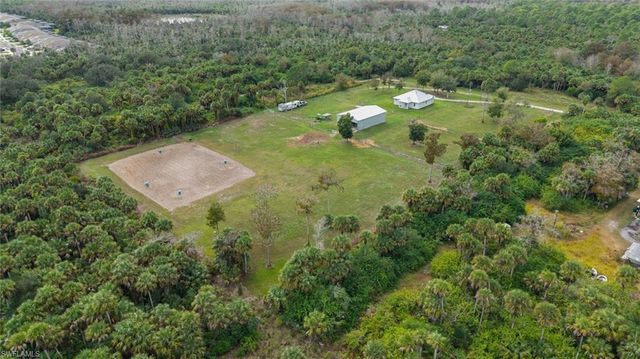 1960 Moulder DR, Naples, FL 34120