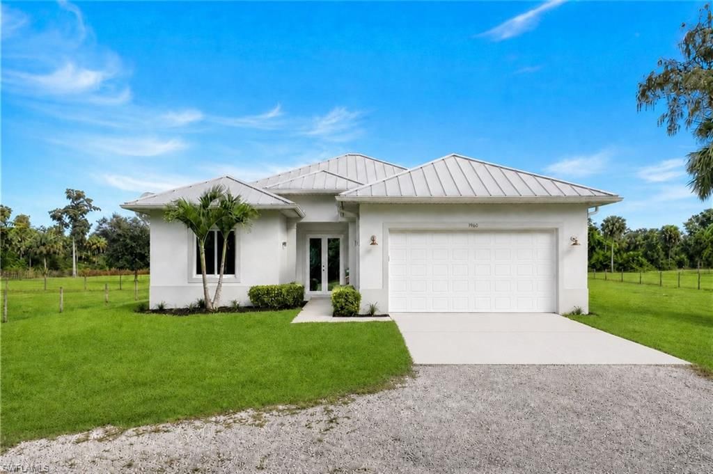 1960 Moulder DR, NAPLES, FL 34120 — photo 3