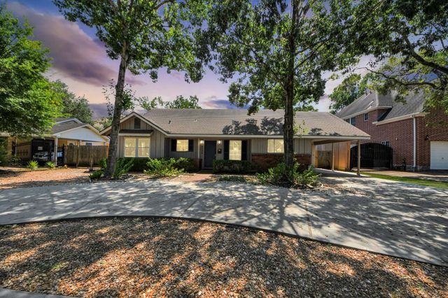 5139 Beechnut Street, Houston, TX 77096