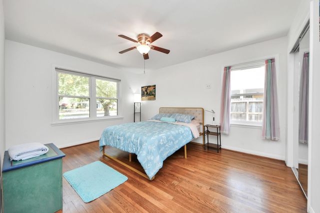 5139 Beechnut Street, Houston, TX 77096