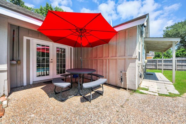 5139 Beechnut Street, Houston, TX 77096
