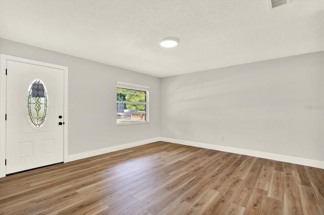 17234 ADELA STREET, Dade City, FL 33523