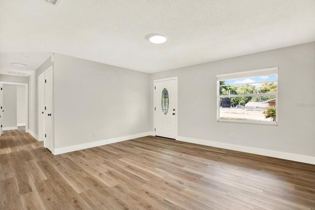 17234 ADELA STREET, Dade City, FL 33523