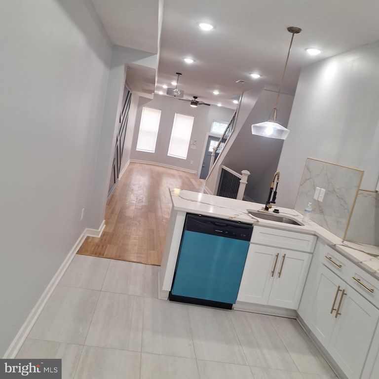 1716 N MONROE ST, Baltimore, MD 21217