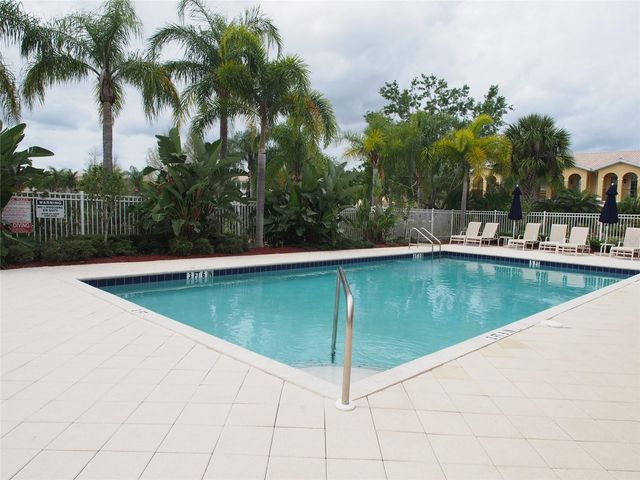 1553 NAPOLI DRIVE W, Sarasota, FL 34232