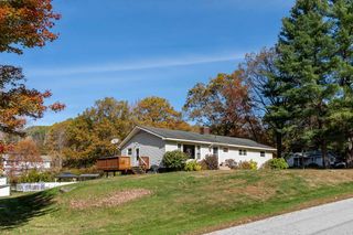 52 Victoria Drive, Rutland Town, VT 05701