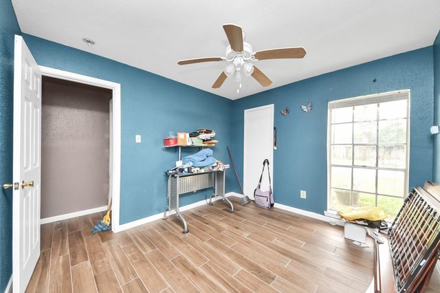351 San Fernando Drive, Houston, TX 77060