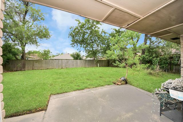 351 San Fernando Drive, Houston, TX 77060