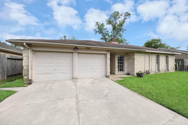 351 San Fernando Drive, Houston, TX 77060