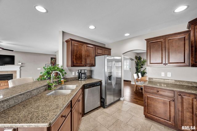 4213 W Thistlewood Court, Dunlap, IL 61525