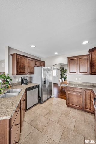 4213 W Thistlewood Court, Dunlap, IL 61525