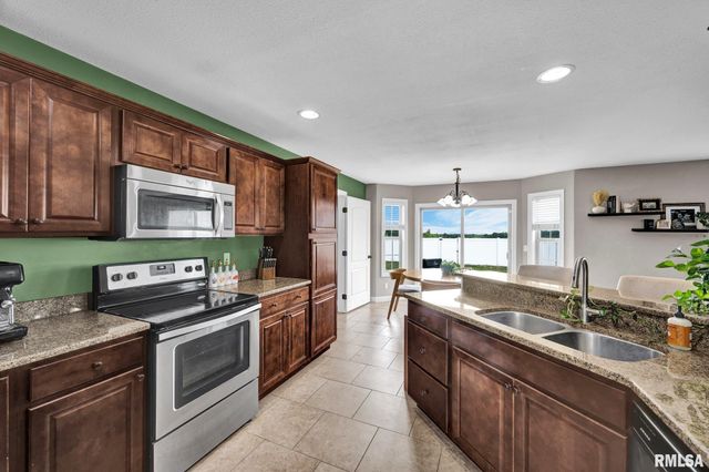 4213 W Thistlewood Court, Dunlap, IL 61525