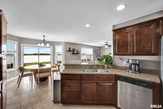 4213 W Thistlewood Court, Dunlap, IL 61525