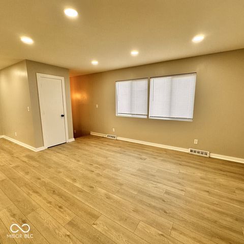 5643 W Henry Street, Indianapolis, IN 46241