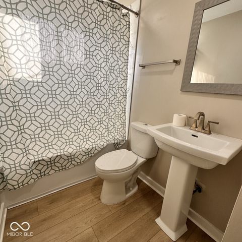 5643 W Henry Street, Indianapolis, IN 46241