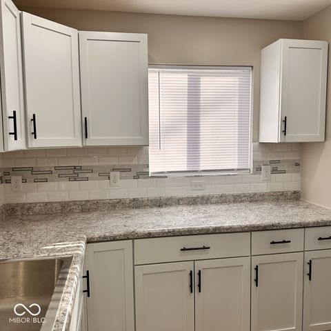 5643 W Henry Street, Indianapolis, IN 46241